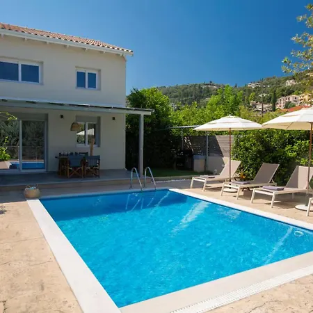 Dante Home's Gasthof Corfu (city)